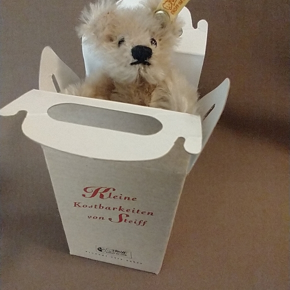 NEW Steiff mini bear - Picture 5 of 7